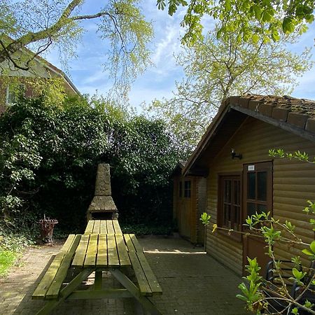 Ferienwohnung Leuchtturm - Haus Seeschwalbe Шиллиг Экстерьер фото